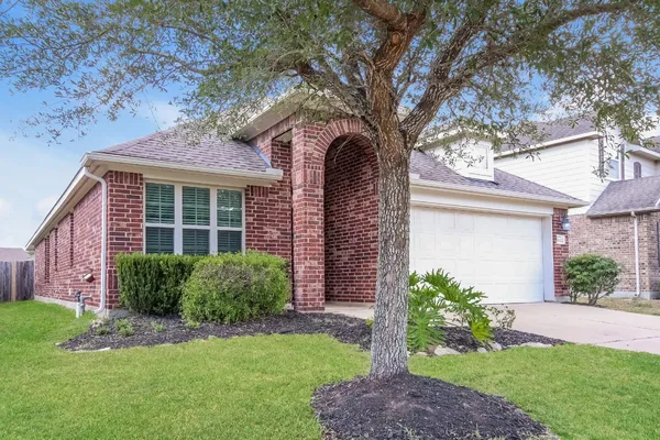 $2,020 | 11127 Overland Trail Drive, Richmond, TX 77406