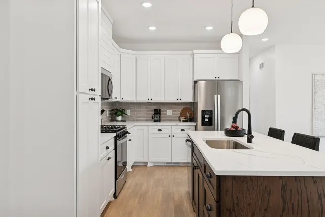 $600,000 | 1231 Bellflower Lane Northeast, Owatonna, MN 55060