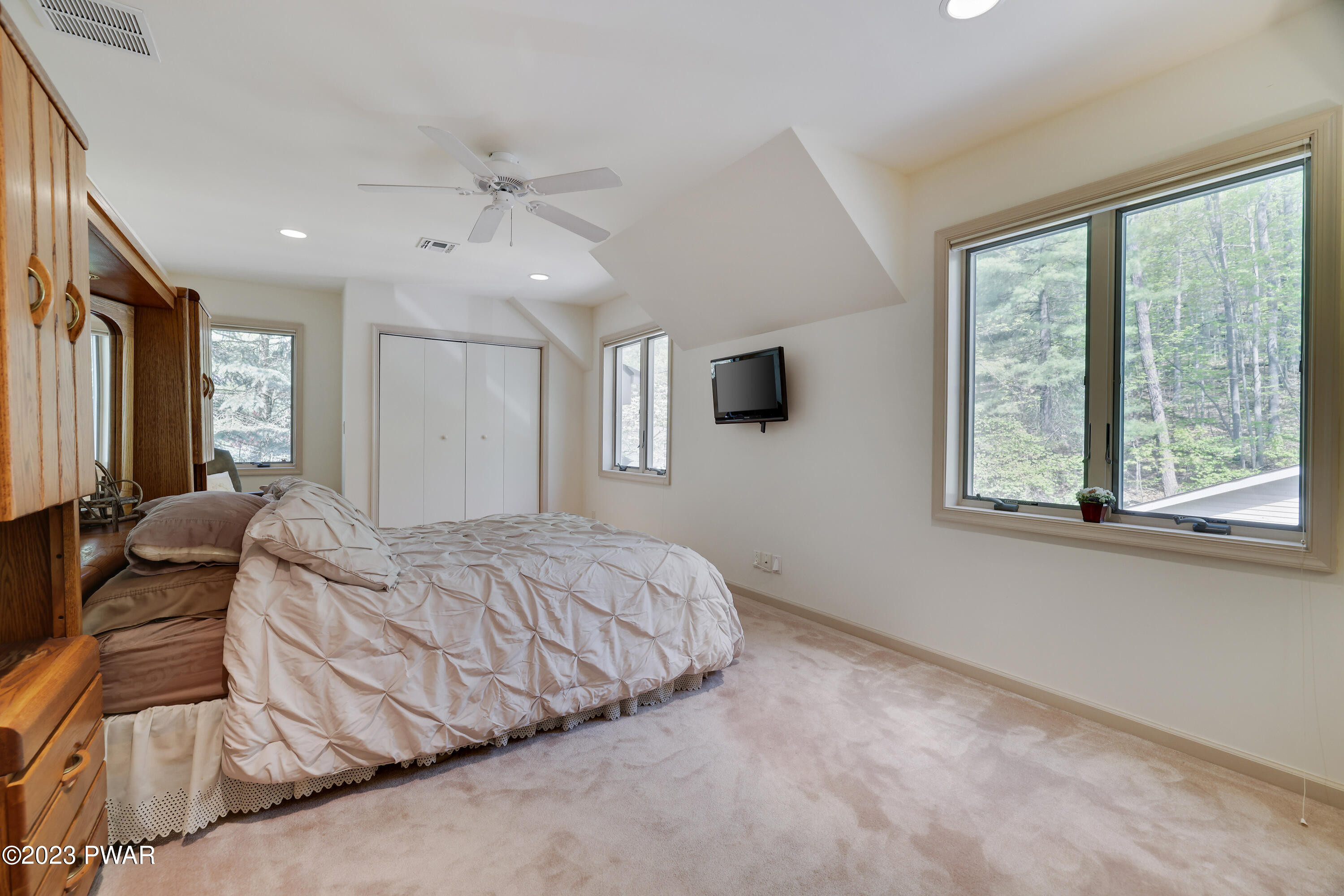 128 Paupack Point Road Hawley, PA 18428 - Photo 42 of 95 Bedroom 4