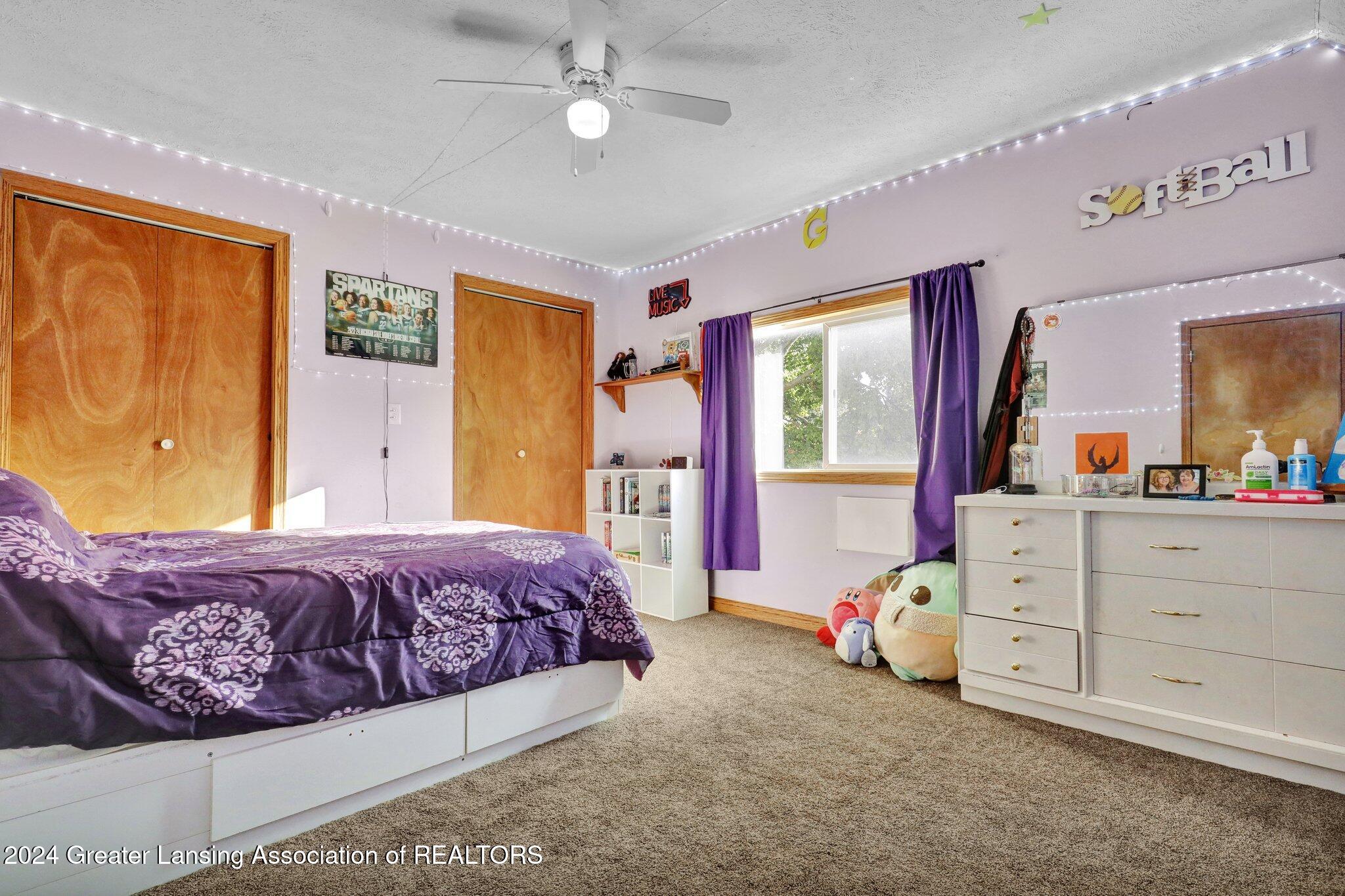 402 South Main Street Perry, MI 48872 - Photo 18 of 34 large bedroom 2