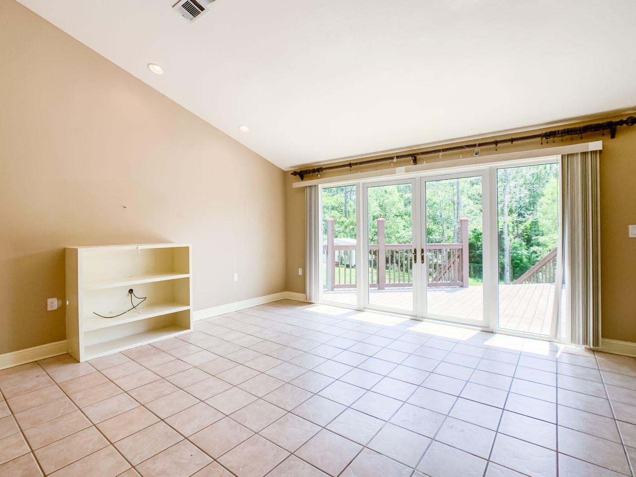 7408 Hidden Valley Road Pensacola, FL 32526 - Photo 10 of 44 Gallery Image 10