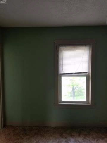 9515 Saginaw Road Reese, MI 48757 - Photo 17 of 33 21169436-16.JPG