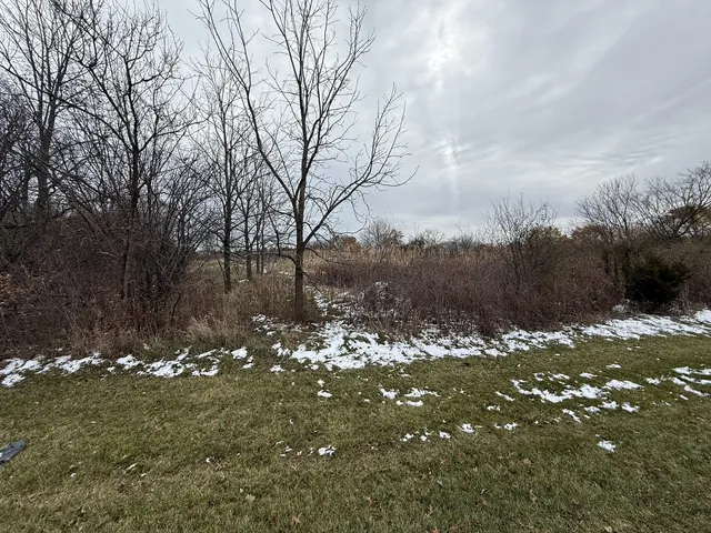 $249,900 | 26840 North Fairfield Road, Wauconda, IL 60084