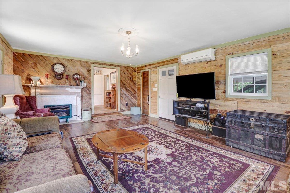 609 Casey Mill Road Dudley, NC 28333 - Photo 6 of 28 Gallery Image 6