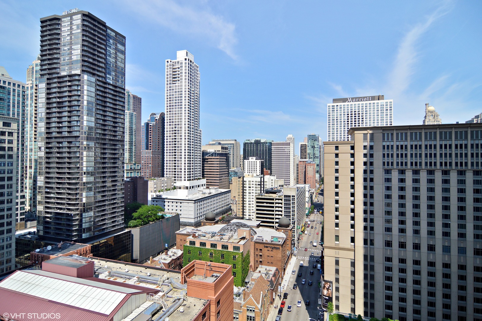 545 North Dearborn Street, Unit 1904 Chicago, IL 60654 - Photo 14 of 35 a picture of city view