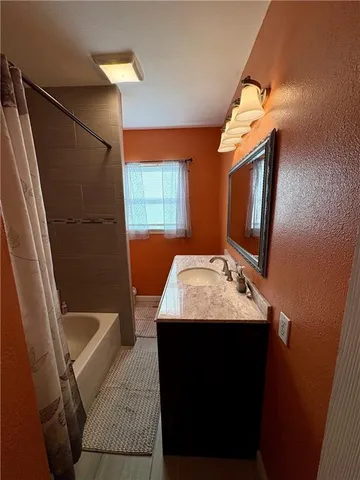 $220,000 | 5133 Harmony Drive, Kansas City, KS 66106