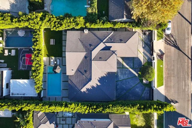 $15,900 | 13339 Margate Street, Van Nuys, CA 91401