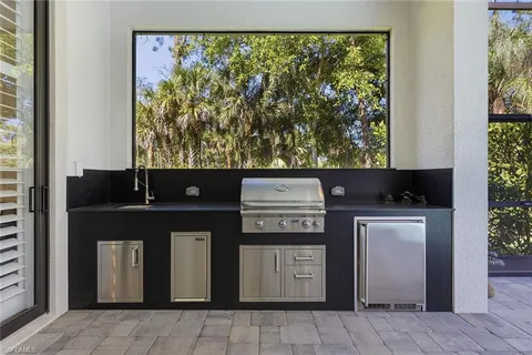 a view of washer and dryer