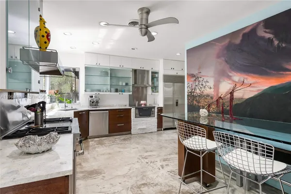 $3,960,000 | 5600 North Bayshore Drive, Miami, FL 33137