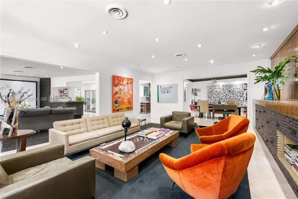 $3,960,000 | 5600 North Bayshore Drive, Miami, FL 33137