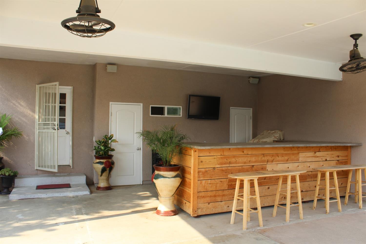 1240 F F Reedley, CA 93654 - Photo 12 of 15