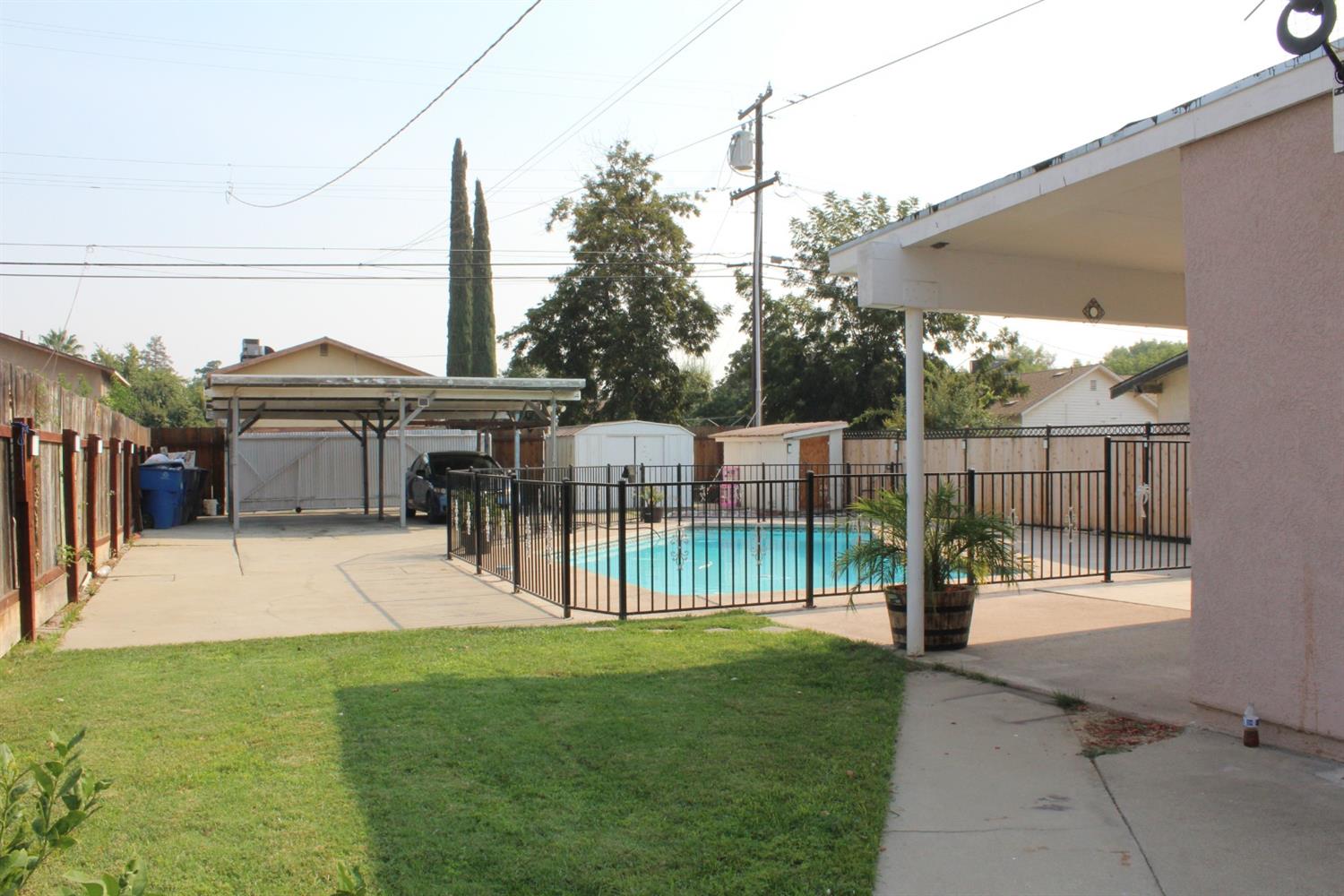 1240 F F Reedley, CA 93654 - Photo 14 of 15