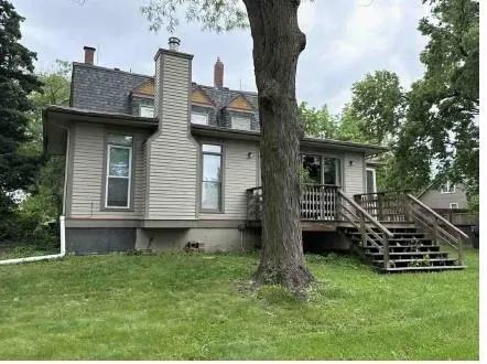 $399,500 | 925 North Walker Lane, Olathe, KS 66061