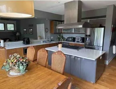 $399,500 | 925 North Walker Lane, Olathe, KS 66061