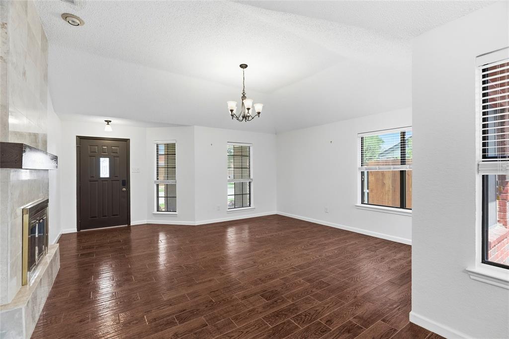 284 Lodge Road Coppell, TX 75019 - Photo 7 of 24