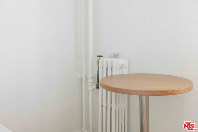 $850 | 2629 West 8th Street, Unit C (320), Los Angeles, CA 90057