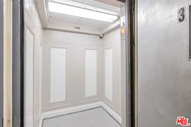 $850 | 2629 West 8th Street, Unit C (320), Los Angeles, CA 90057