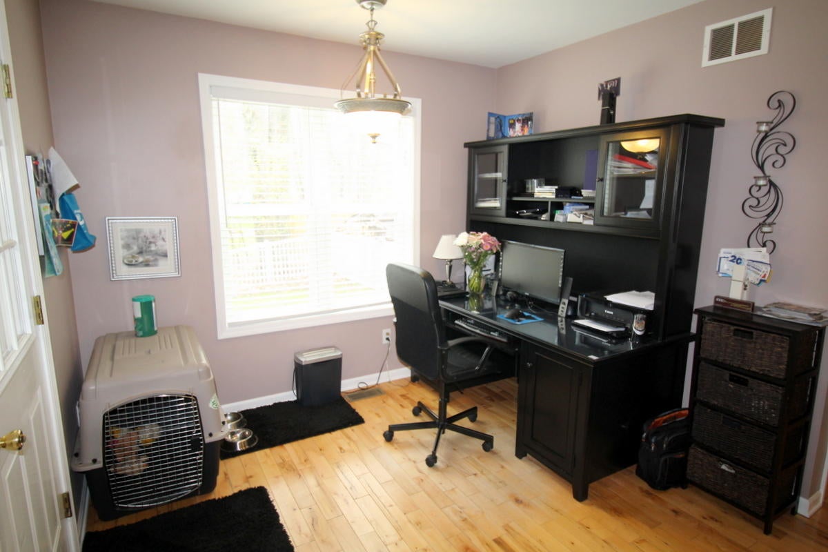 8562 Ridgeway Road Petoskey, MI 49770 - Photo 12 of 31 Gallery Image 12