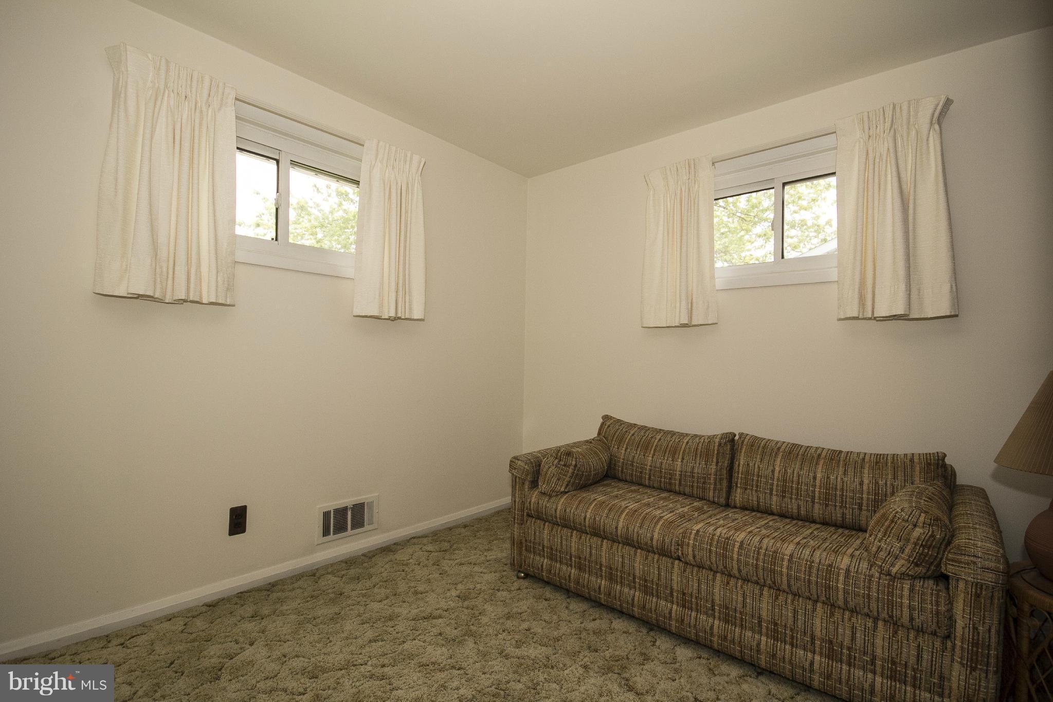 6209 Golden Ring Road Baltimore, MD 21237 - Photo 11 of 17 Bedroom