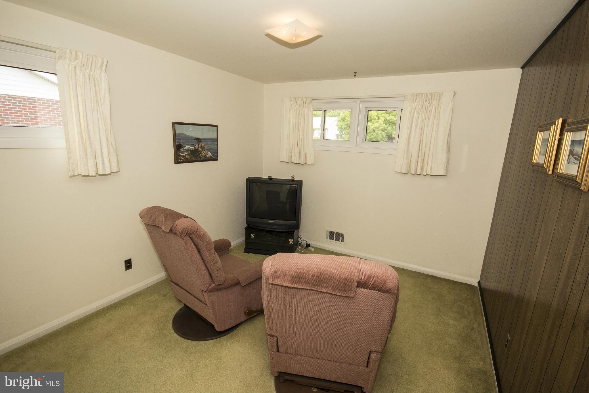 6209 Golden Ring Road Baltimore, MD 21237 - Photo 12 of 17 Bedroom