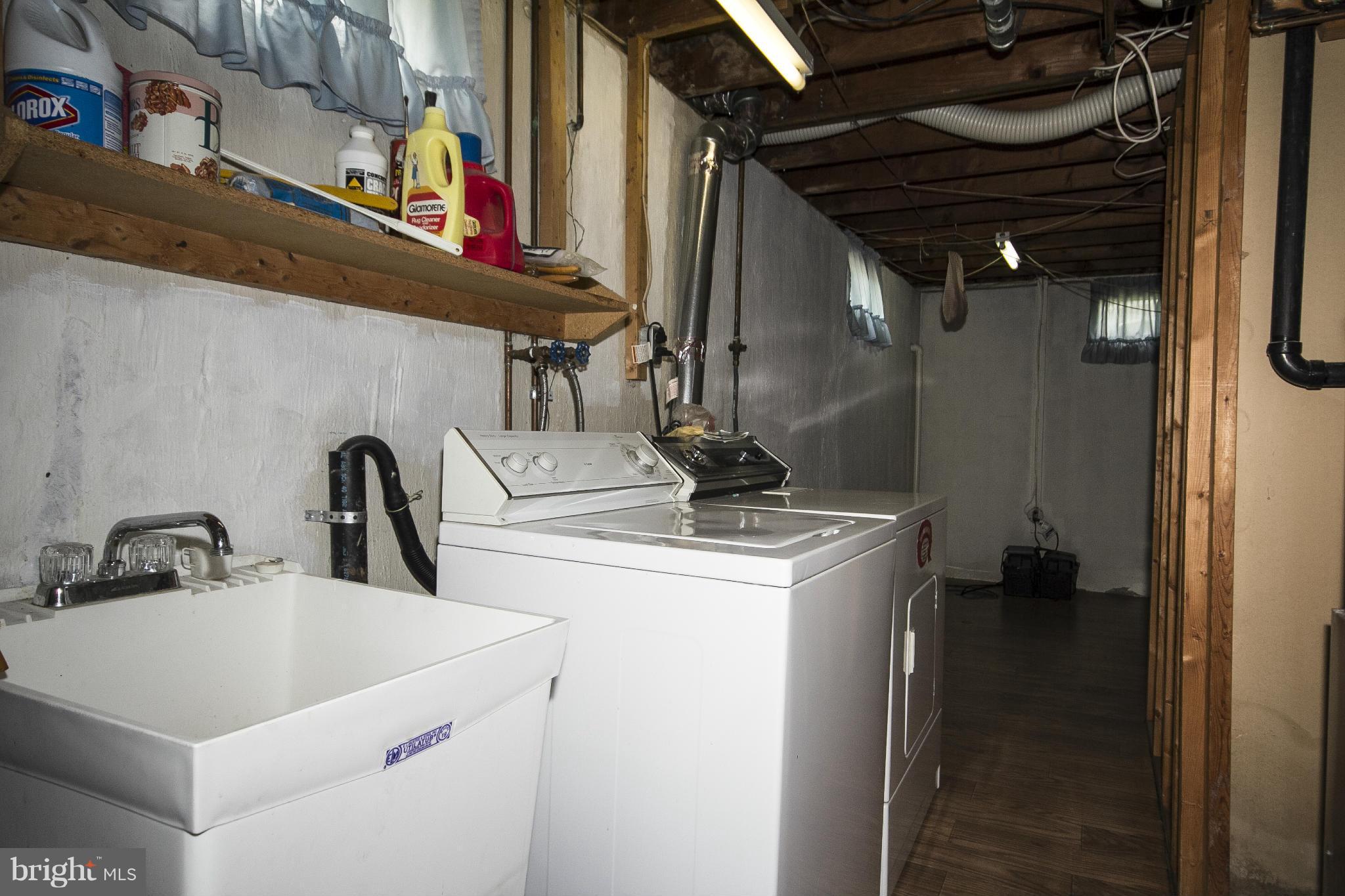 6209 Golden Ring Road Baltimore, MD 21237 - Photo 17 of 17 Interior (General)