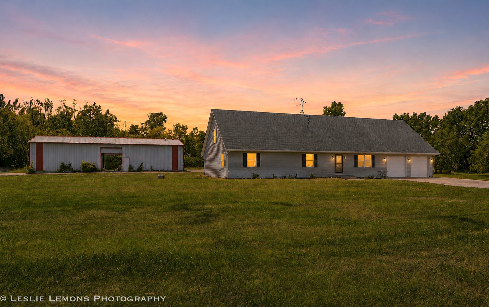 8705 East Pine Bluff Road Coal City, IL 60416 - Photo 3 of 36