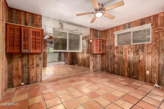 a view of a storage & utility room