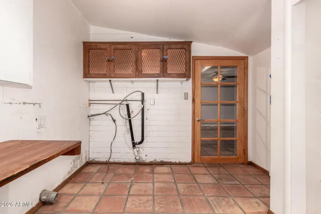 a view of a storage & utility room