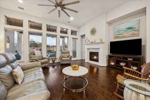 $705,000 | 5014 Creekbend Drive, Fulshear, TX 77441