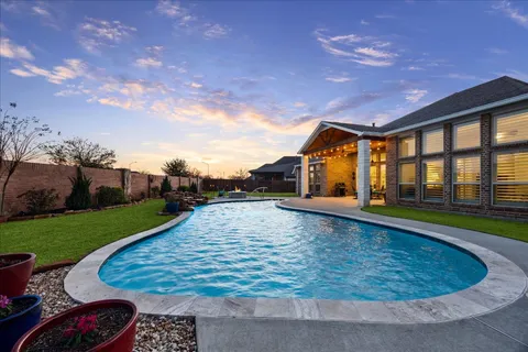 $705,000 | 5014 Creekbend Drive, Fulshear, TX 77441