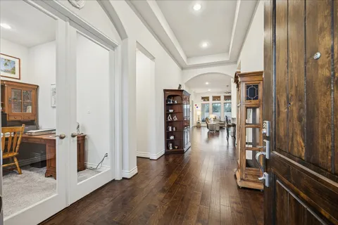 $725,000 | 5014 Creekbend Drive, Houston, TX 77035