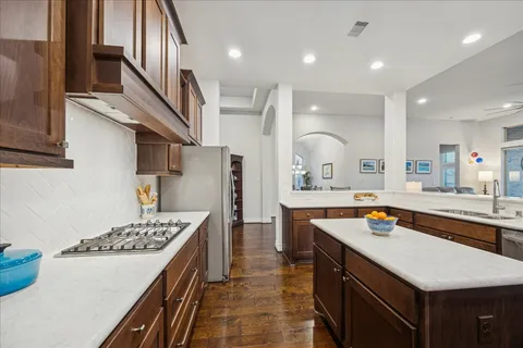 $705,000 | 5014 Creekbend Drive, Fulshear, TX 77441