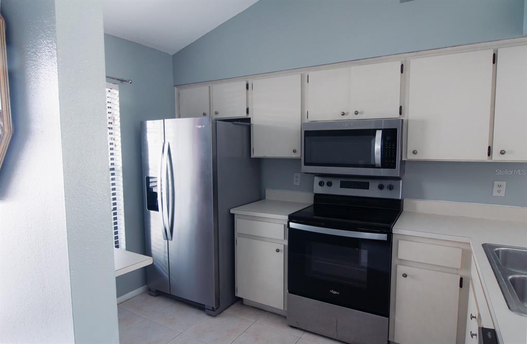 8418 Laurelon Place Temple Terrace, FL 33637 - Photo 12 of 18