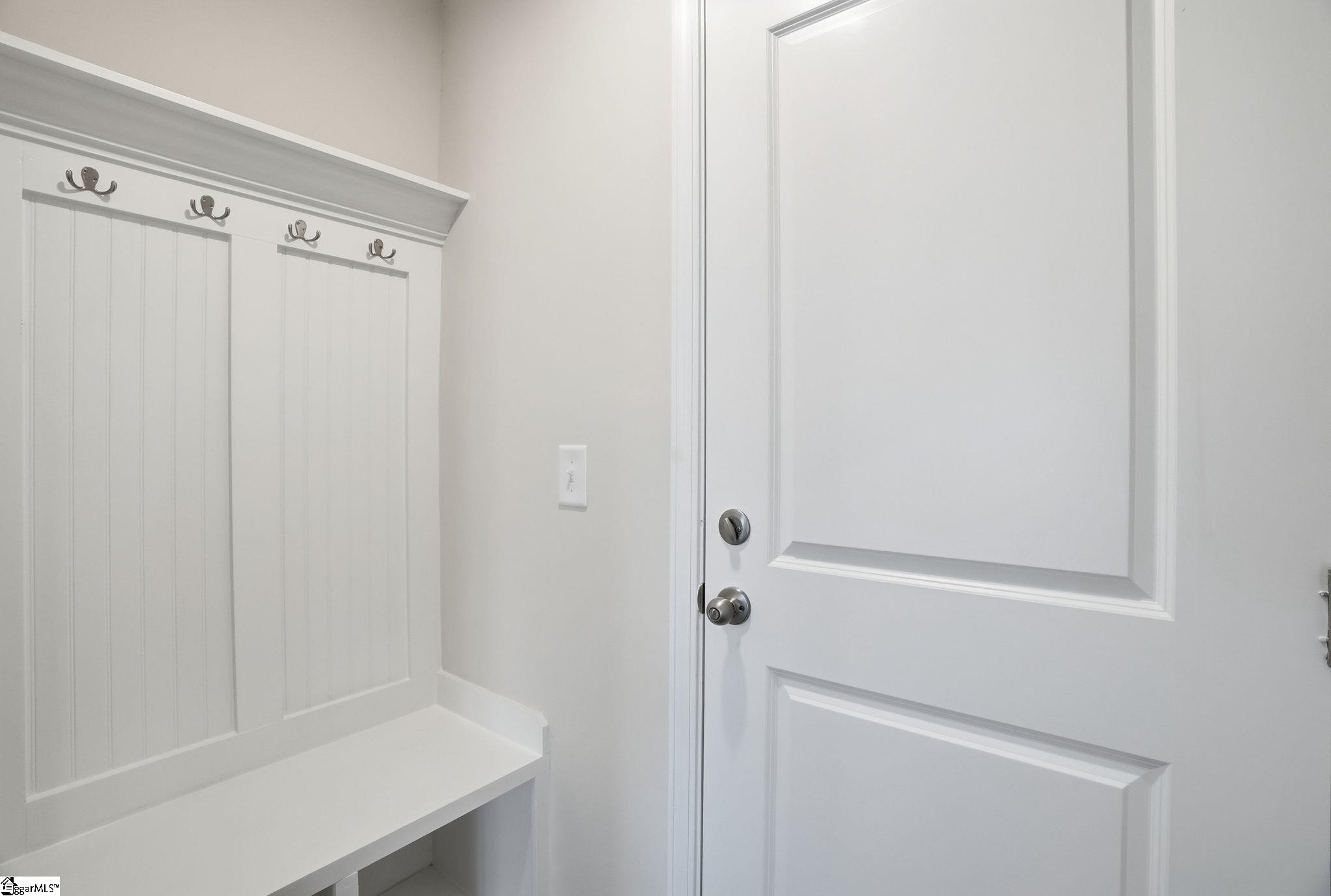 1012 South Welcome Road Greenville, SC 29611 - Photo 18 of 34