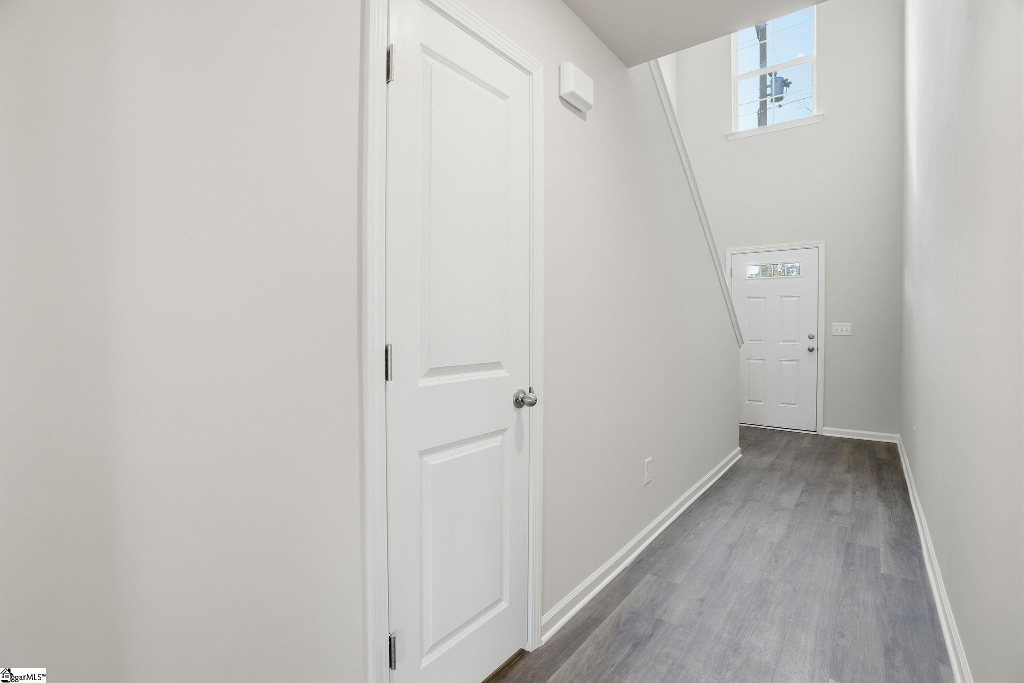 1012 South Welcome Road Greenville, SC 29611 - Photo 2 of 34