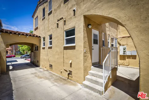 $1,995,000 | 844 South Curson Avenue, Los Angeles, CA 90036
