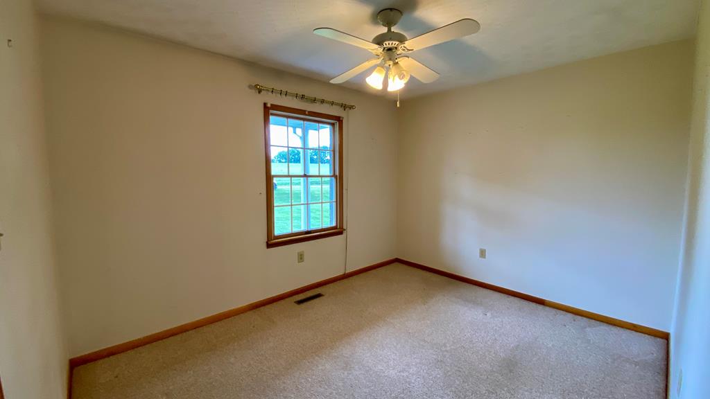 1644 Kimberlin Road Rural Retreat, VA 24368 - Photo 33 of 48 Gallery Image 33