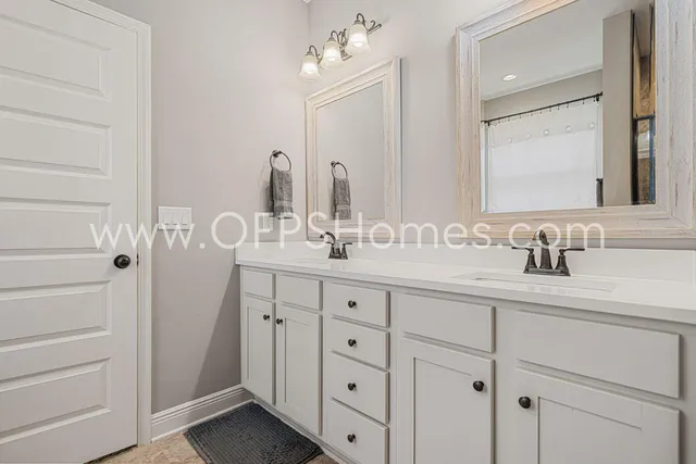 $2,900 | 801 Playground Road, Fort Walton Beach, FL 32547