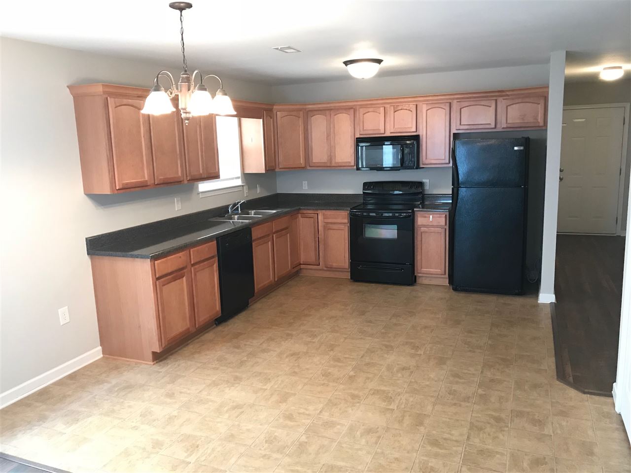 214 Frying Pan Court Boiling Springs, SC 29316 - Photo 6 of 12 Gallery Image 6