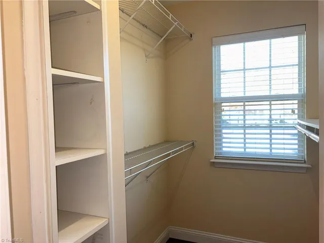 $1,549 | 661 Grasswren Way, Greensboro, NC 27409