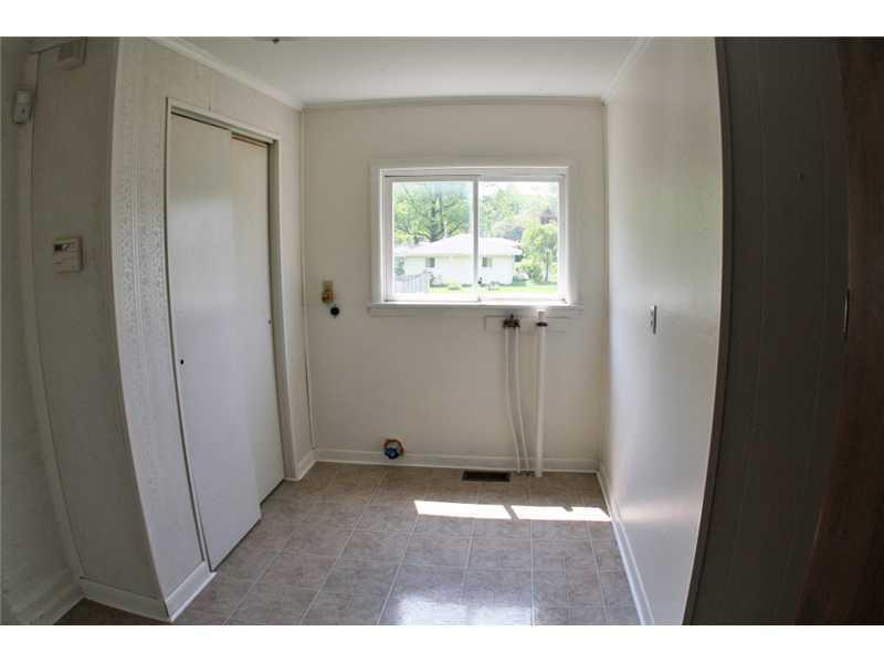 923 South Franklin Road Indianapolis, IN 46239 - Photo 11 of 24 Gallery Image 11
