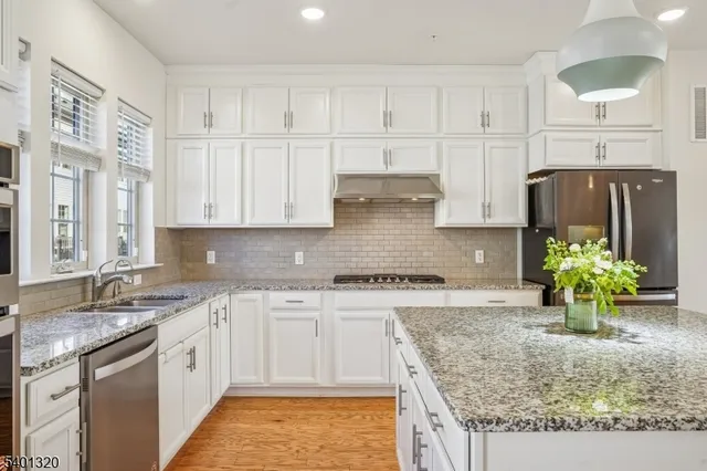 $5,000 | 34 Cortland Court, Livingston, NJ 07039