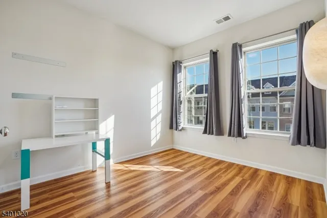 $5,000 | 34 Cortland Court, Livingston, NJ 07039