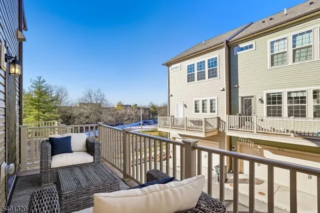 $5,000 | 34 Cortland Court, Livingston, NJ 07039