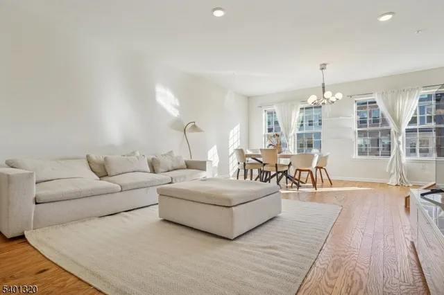 $5,000 | 34 Cortland Court, Livingston, NJ 07039