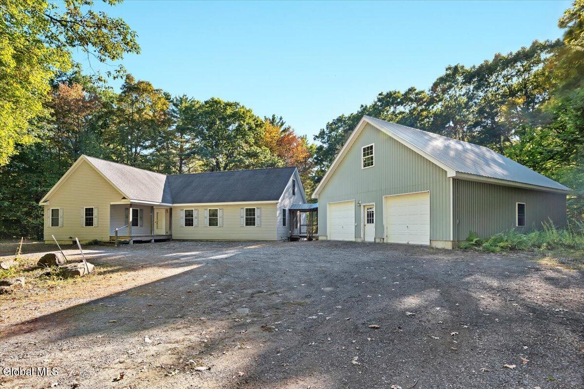 815 Co Rte 25 Corinth, NY 12822 - Photo 1 of 52 01-P1565091