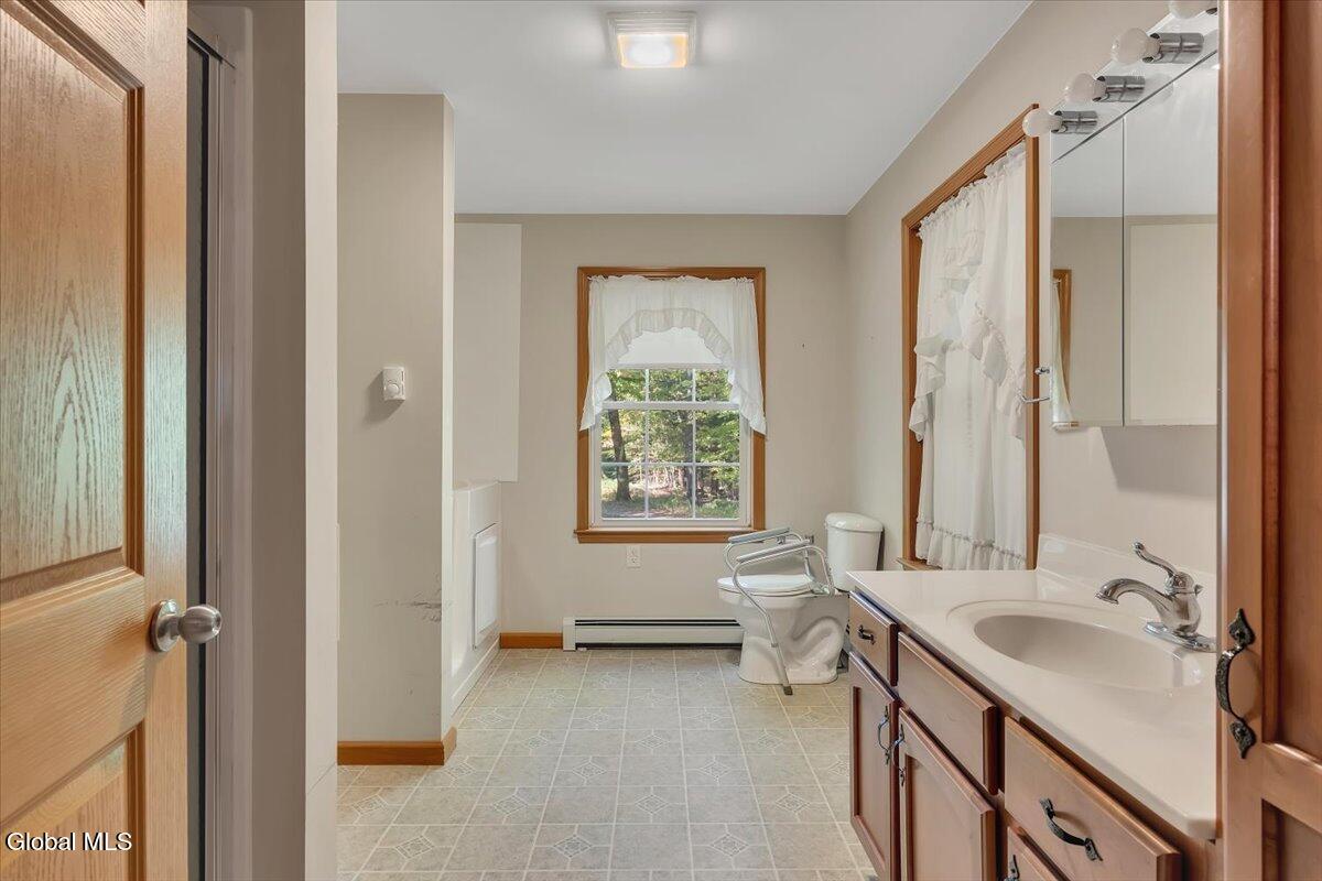 815 Co Rte 25 Corinth, NY 12822 - Photo 13 of 52 18-P1565266