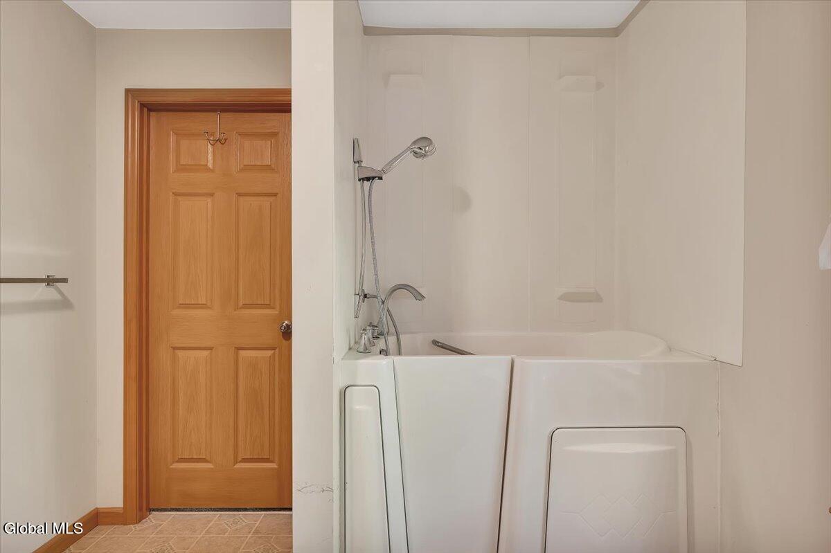 815 Co Rte 25 Corinth, NY 12822 - Photo 15 of 52 19-P1565272