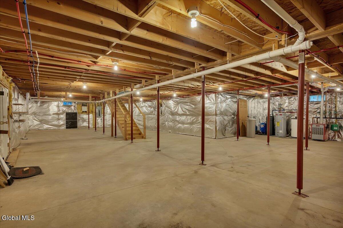 815 Co Rte 25 Corinth, NY 12822 - Photo 33 of 52 24-P1565306