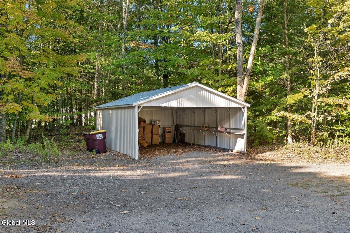 815 Co Rte 25 Corinth, NY 12822 - Photo 42 of 52 44-P1565097
